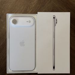 Iphone Air  256 Gb White. FACTORY UNLOCKED 