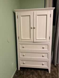 Baby dresser