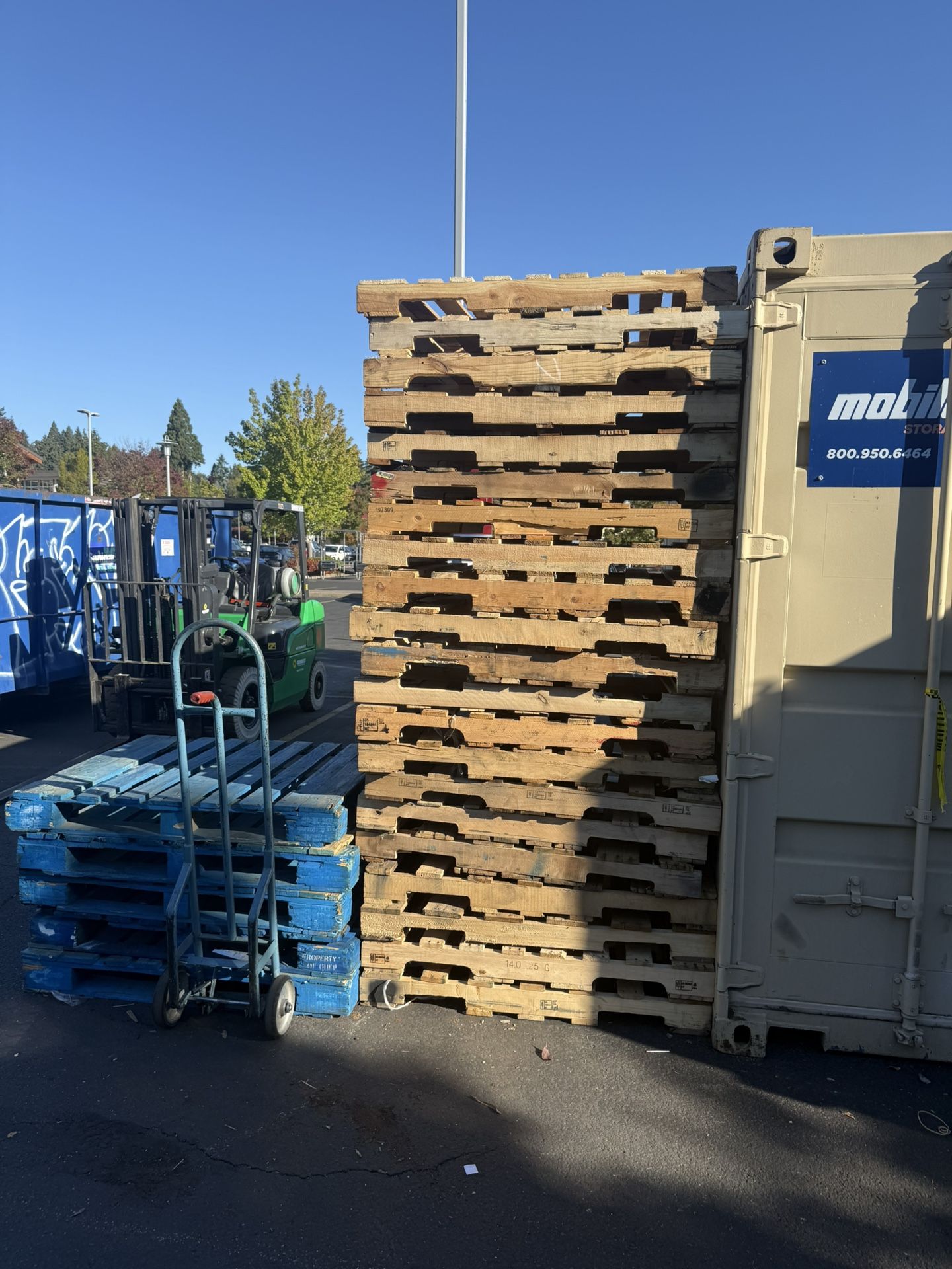 Free Pallets