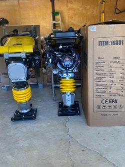 Jumping jack compactor