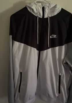 Nike windbreaker jacket size XL