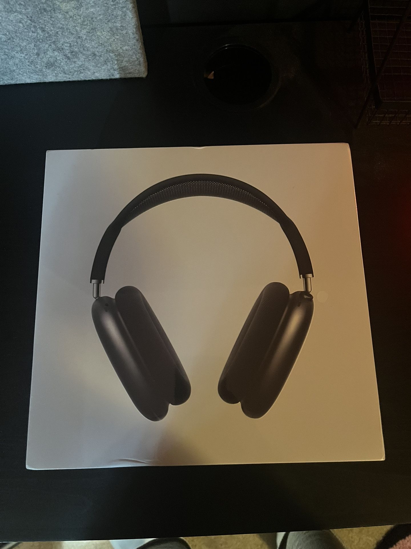 Airpod Max (Midnight) Headphones