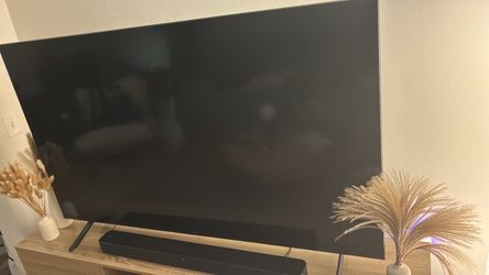 Tv and Soundbar