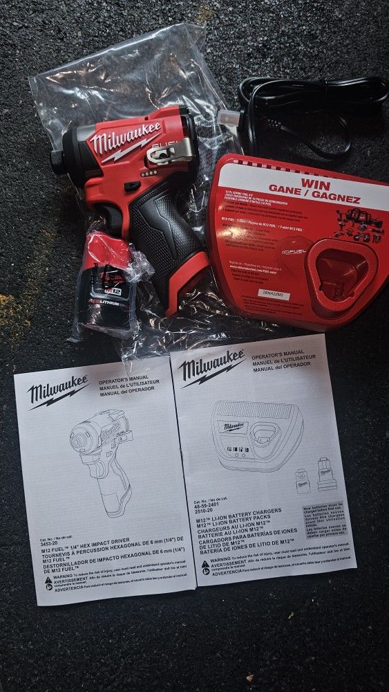 Milwaukee M12 FUEL 12-Volt Lithium-Ion Brushless Cordless Impact Driver With 2.0 Battery And Charger 
