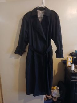 Jones Of New York Vintage Trench Coat