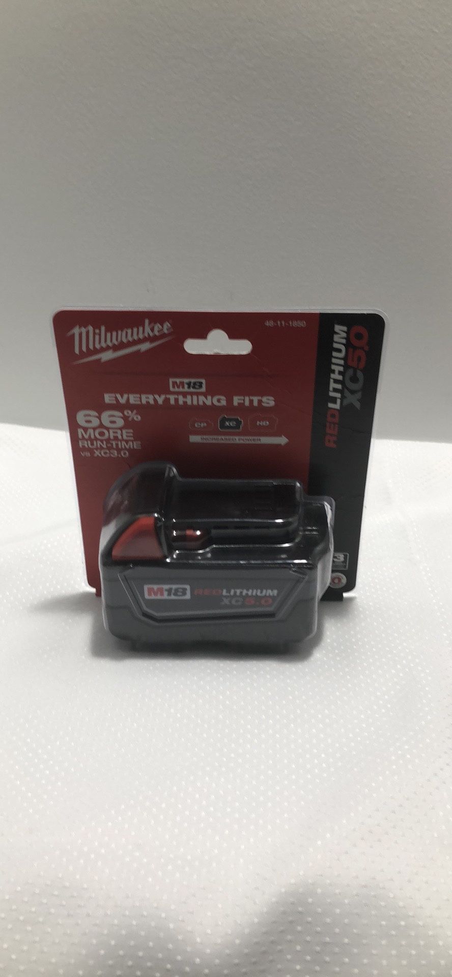 Milwaukee Batterry M18 5.0 NEW