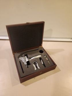 Connoisseur Corkscrew Deluxe Wine Opener Set
