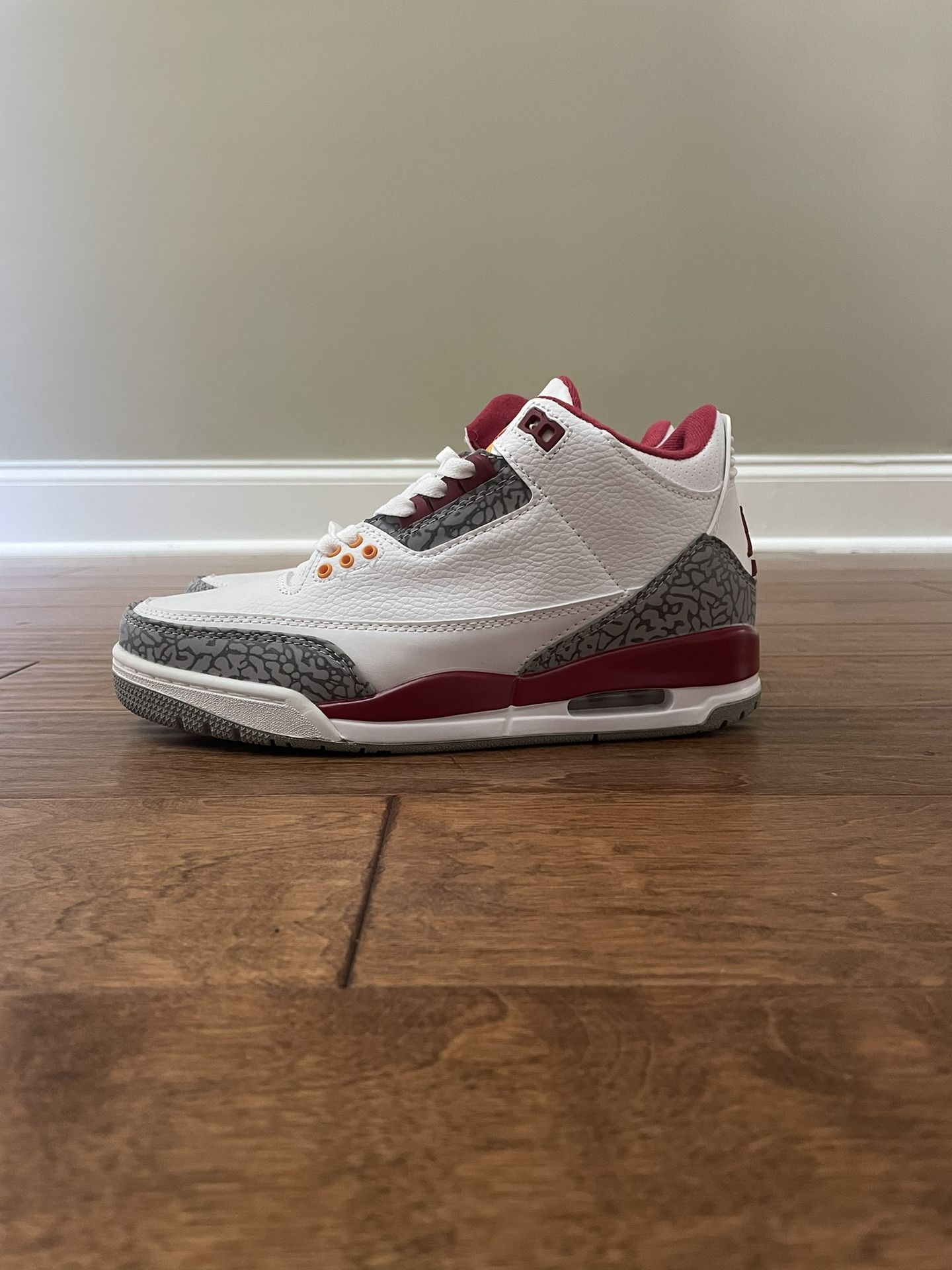 Jordan 3 Red Cardinal