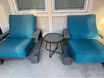 Patio Chairs & Small Table