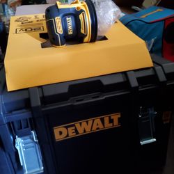 DeWALT Tough System Tools Box New Nueva
