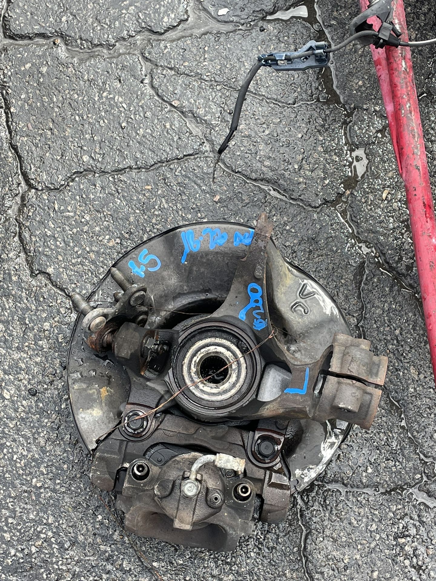 Parted Out 16-22 Accord Left Spindle