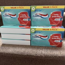 Aquafresh toothpaste