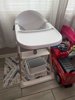 Gently used high chair, retails for $170