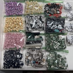 Custom mechanical keyboard parts (keycaps and switches)