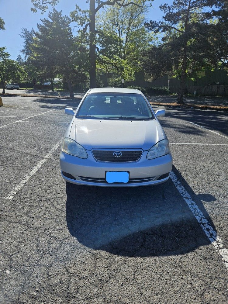 2005 Toyota Corolla