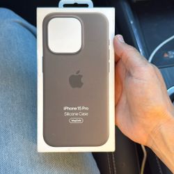 iPhone 15 Pro Silicone Case 