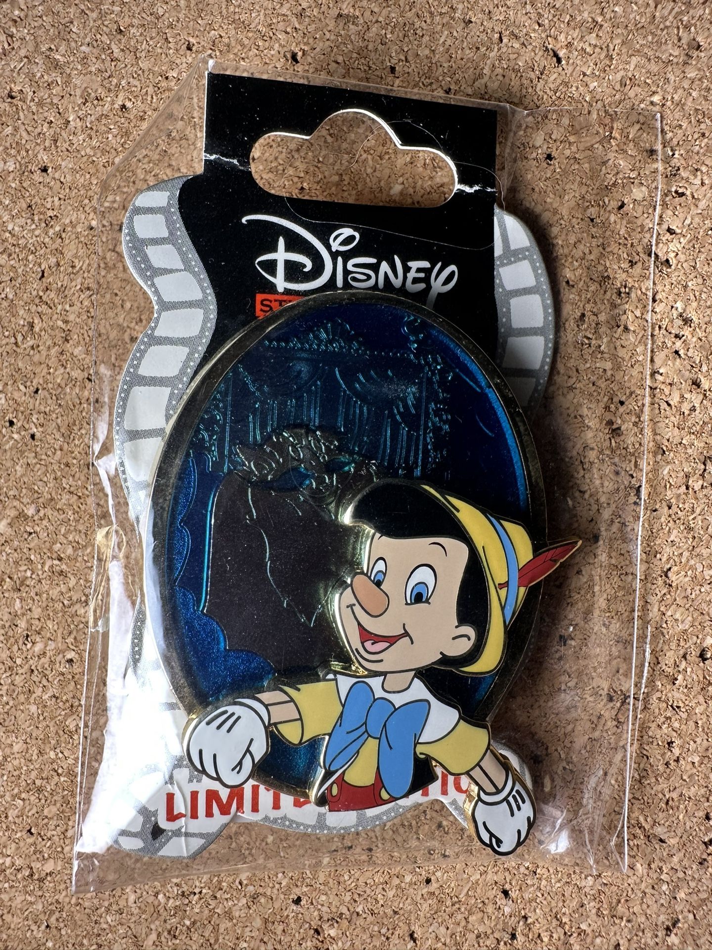 2022 Disney D23 Expo DSSH Fairytales Series Pinocchio & Stromboli Pin LE 400 NIP