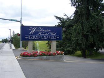 Cemetery Plots at Washington Memorial Park