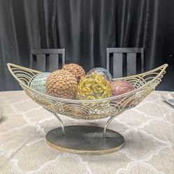 Decorative globes with cradle