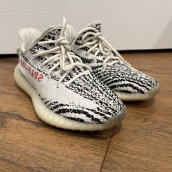 Yeezy 350 V2 Zebra Size 6 (US)