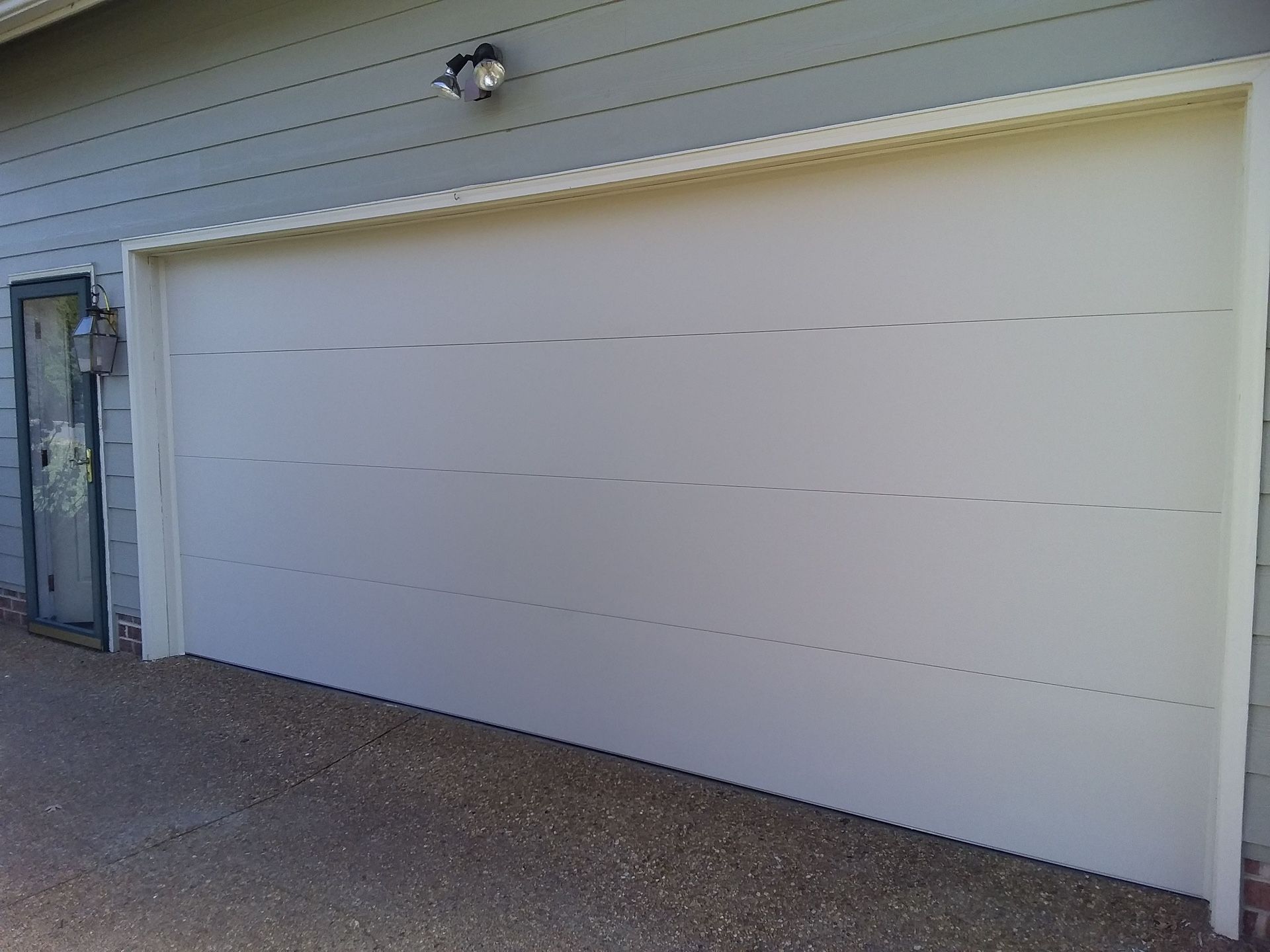 GARAGE DOORS !