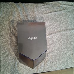 DYSON Hand Dryer: Airblade