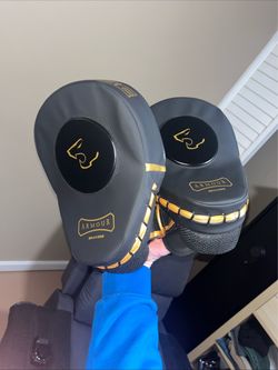 Bravose Armour Boxing Focus Mitts Pair