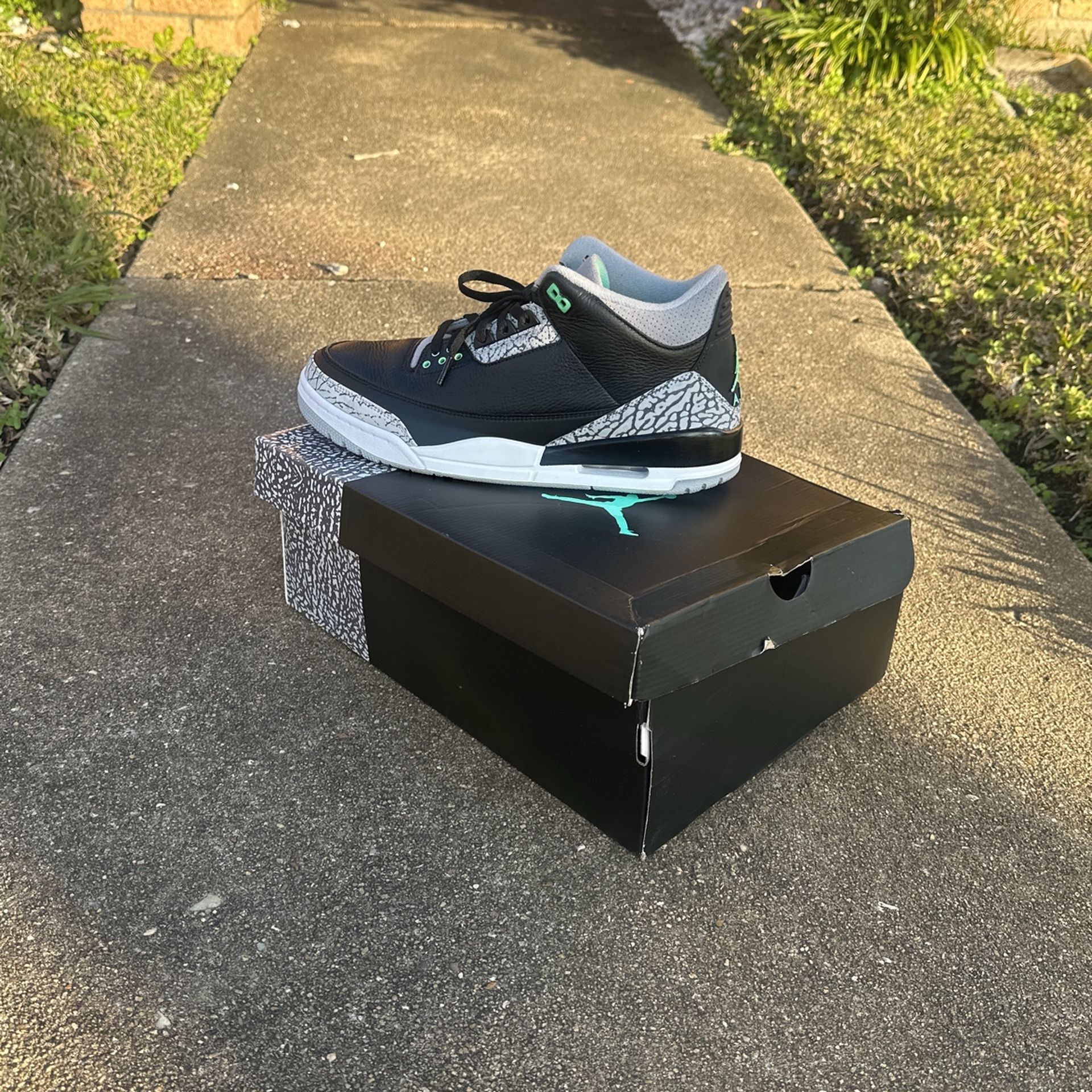 Air Jordan 3 Retro
