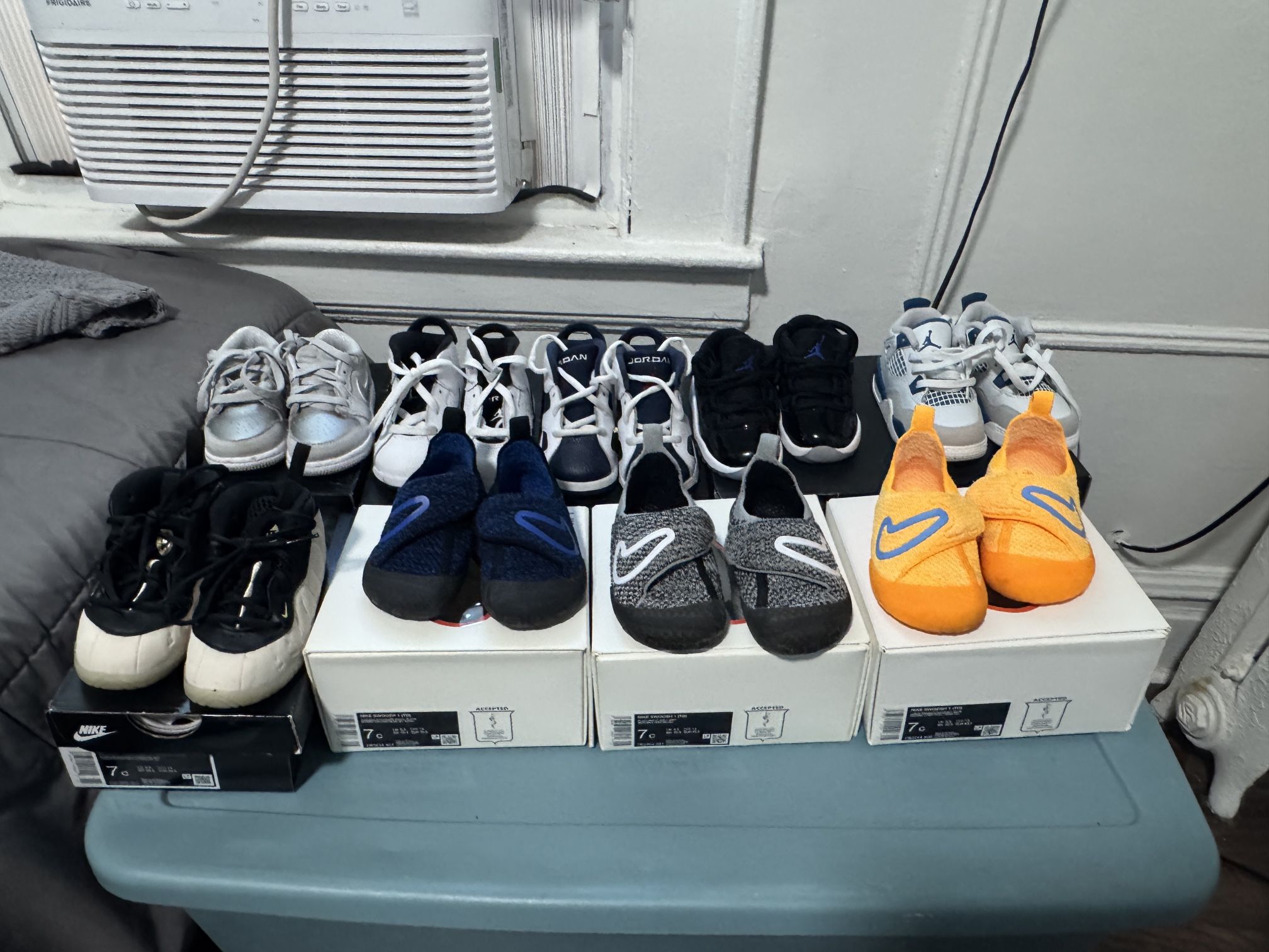 7C TODDLER BARELY WORN