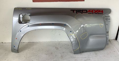 2016-2023 Toyota Tacoma left bed side (15)