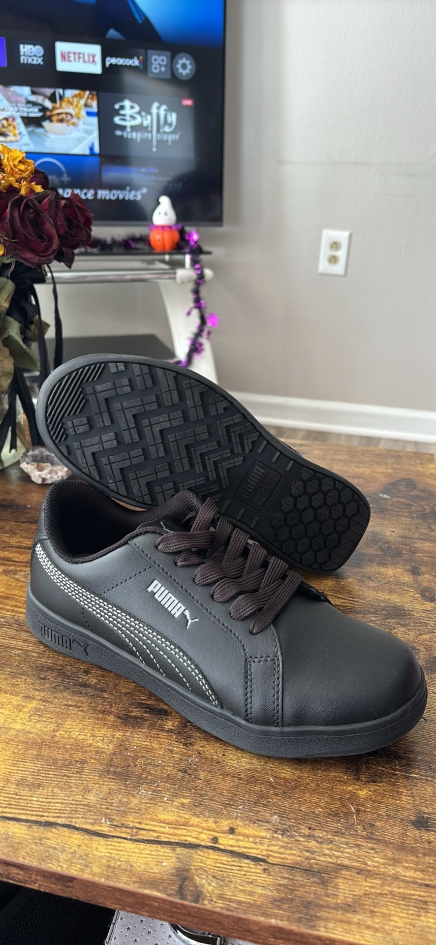 Iconic SFC Black Soft Toe Low Puma**