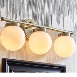 3-Light Vanity Bar