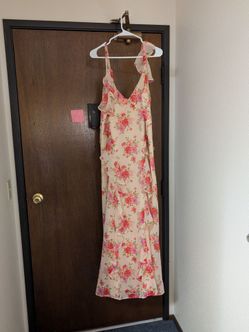Beautiful dress!