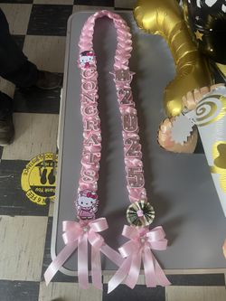 Hello Kitty Graduation Lei 