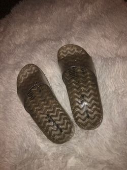 Clear gummy slides