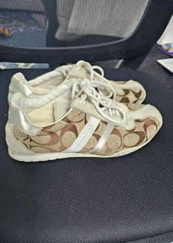 Coach  shoes Zise 6.5 W