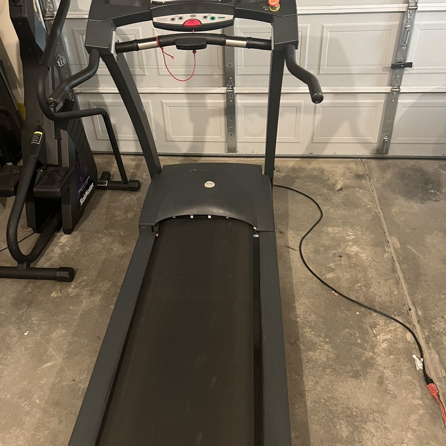 Sports Art 6300 Treadmill for Sale in Simpsonville SC OfferUp