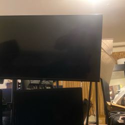 3 Monitors Plus Stand 