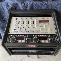 Dj Mixer & Dual CD Player In Rack Case