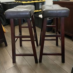 2 Bar Stools with Leather Cushions