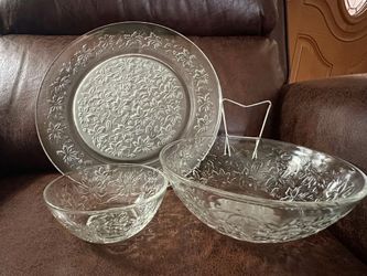 Crystal Platter & Chip and Dip set