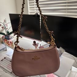 Coach Teri Soft Pink With Bows 