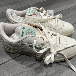 Reebok Club C Vintage Unisex Shoes Size 8