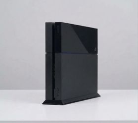 🎮 PS4 CONSOLE + CONTROLLER — READY TO PLAY!