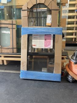 Single Hung Milgard Window #5