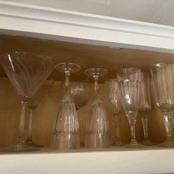 15 Pieces Of Assorted Nice Glassware 