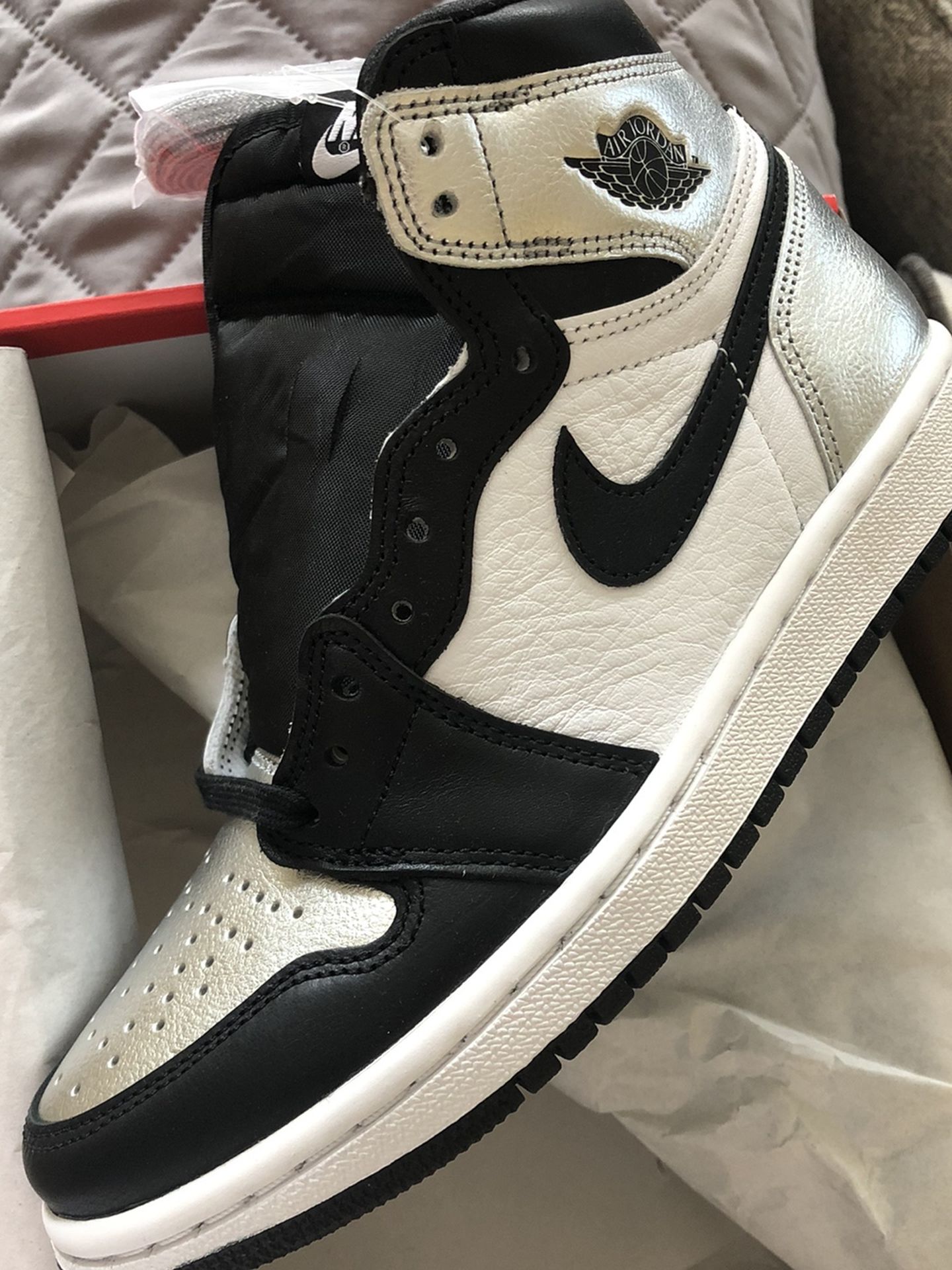 Jordan Retro 1 Silver Toe