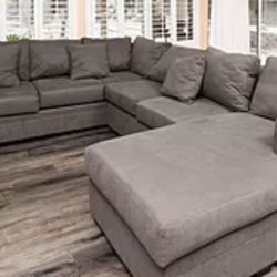 Couch/sectional Sofa 