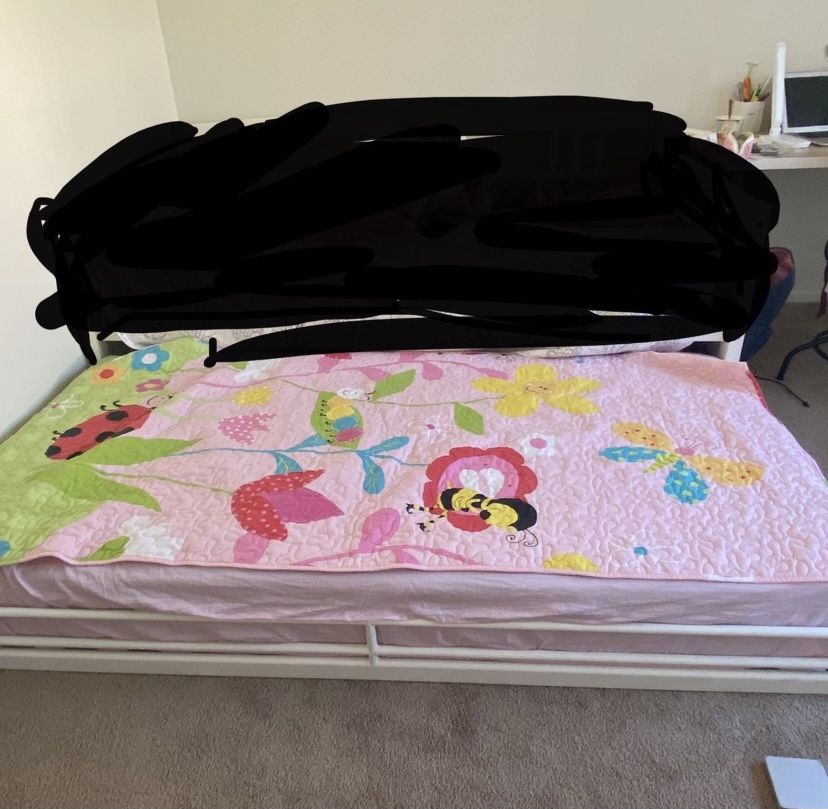 wood daybed twin trundle *no mattress