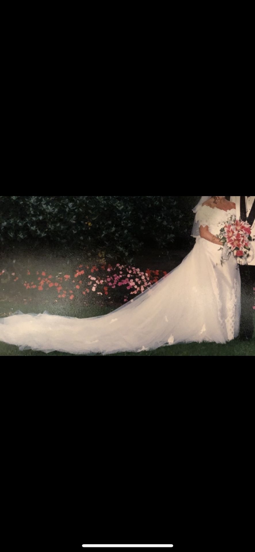 Wedding dress